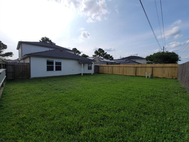 Building Photo - 7818 Black Gap Dr