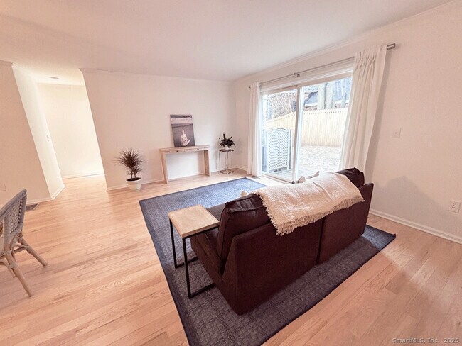 Building Photo - 2 West Ave