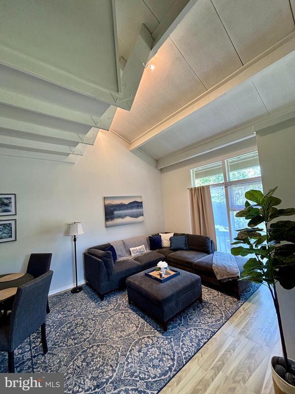 Building Photo - 29B Oscar Hammerstein Way