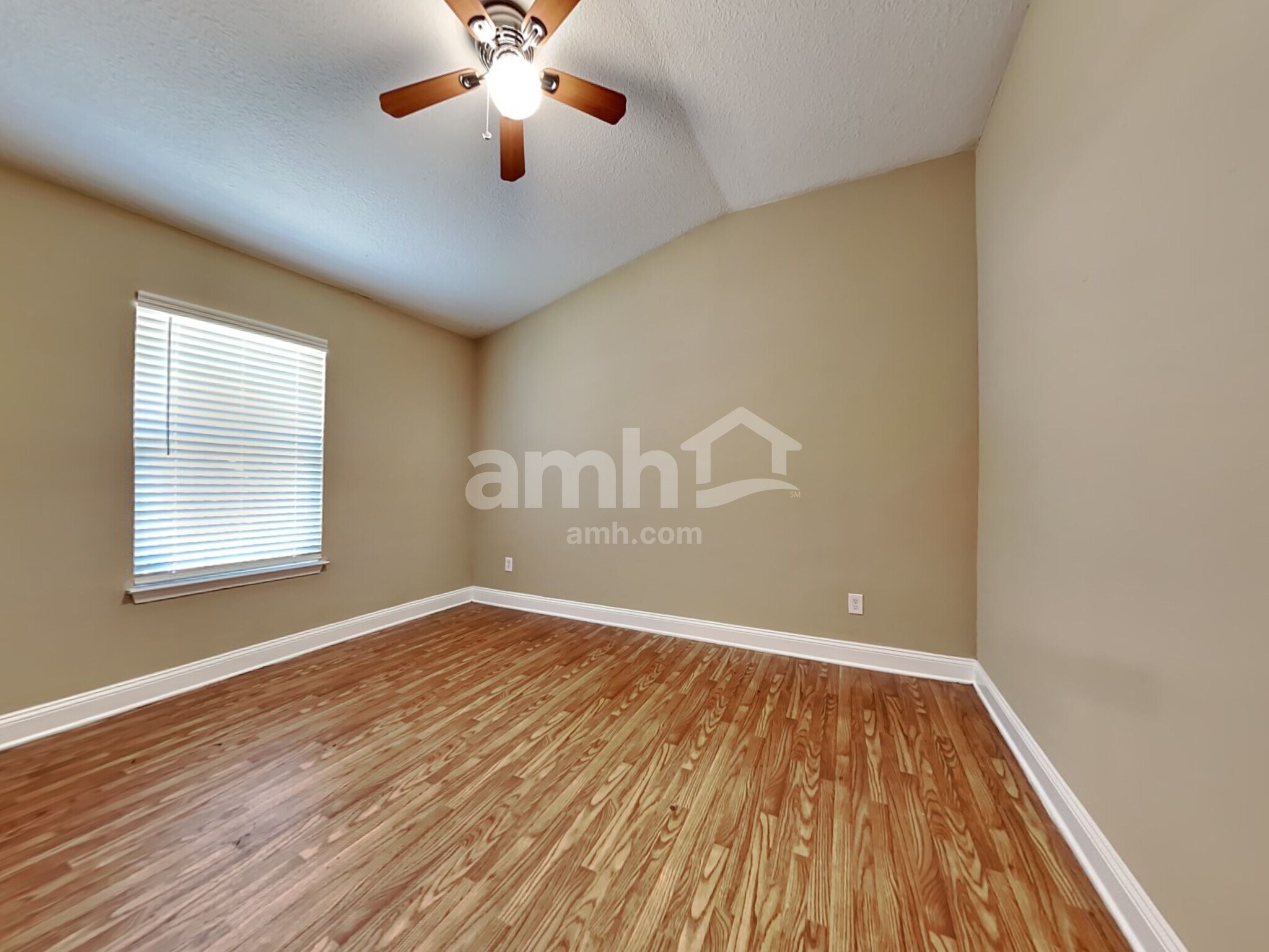 Building Photo - 2132 Cherokee Cove Trl