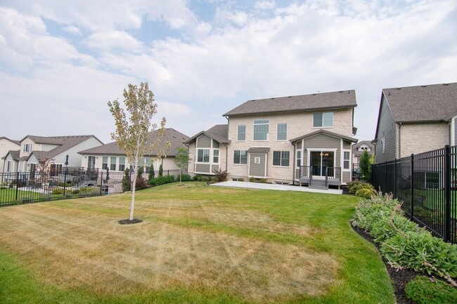 Building Photo - Gorgeous 2-Story Home In a Gated Community!