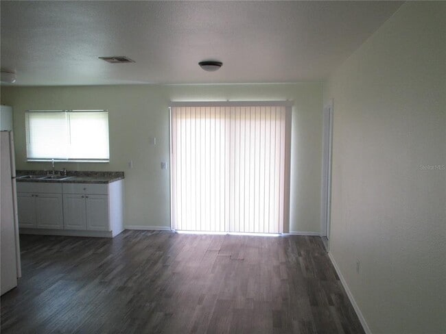 Building Photo - 23289 Olean Blvd
