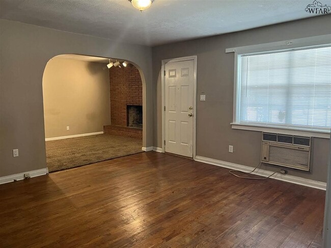 Building Photo - 3614 Garfield St