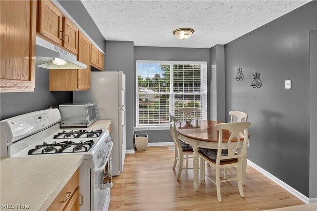 Building Photo - 1139 Lake Meadow Ln