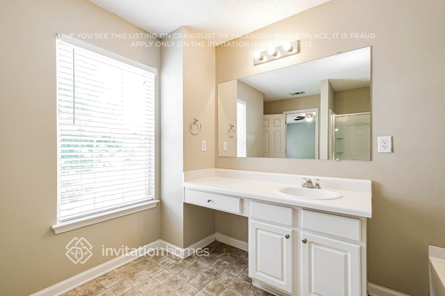 Building Photo - 407 Windstone Trail