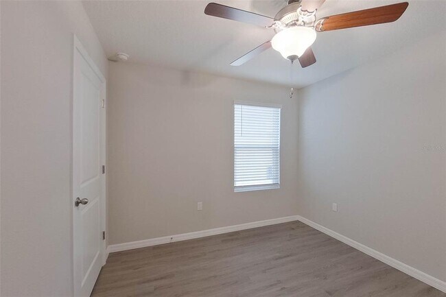 Building Photo - 8533 SW 43rd Ter