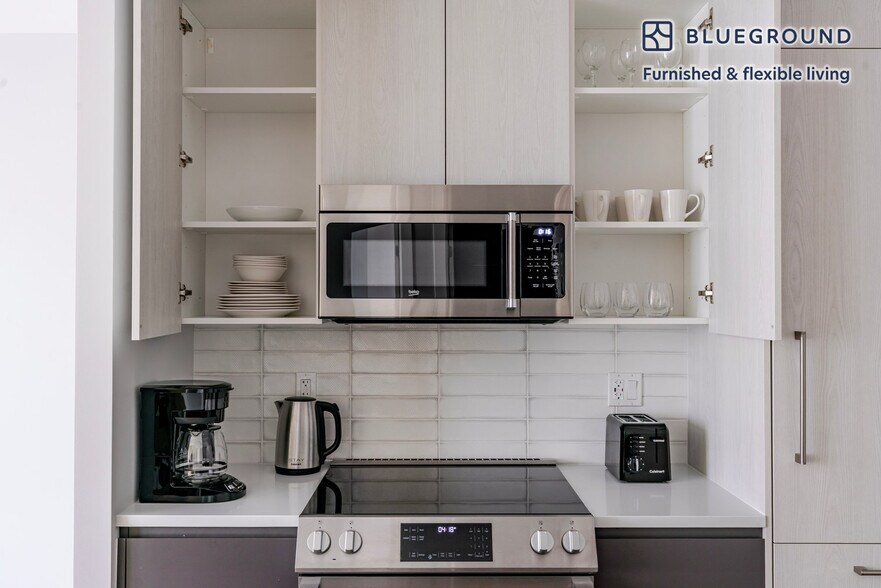 Building Photo - 950 3rd St NW