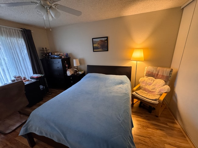 Building Photo - 8364 Summerdale Rd