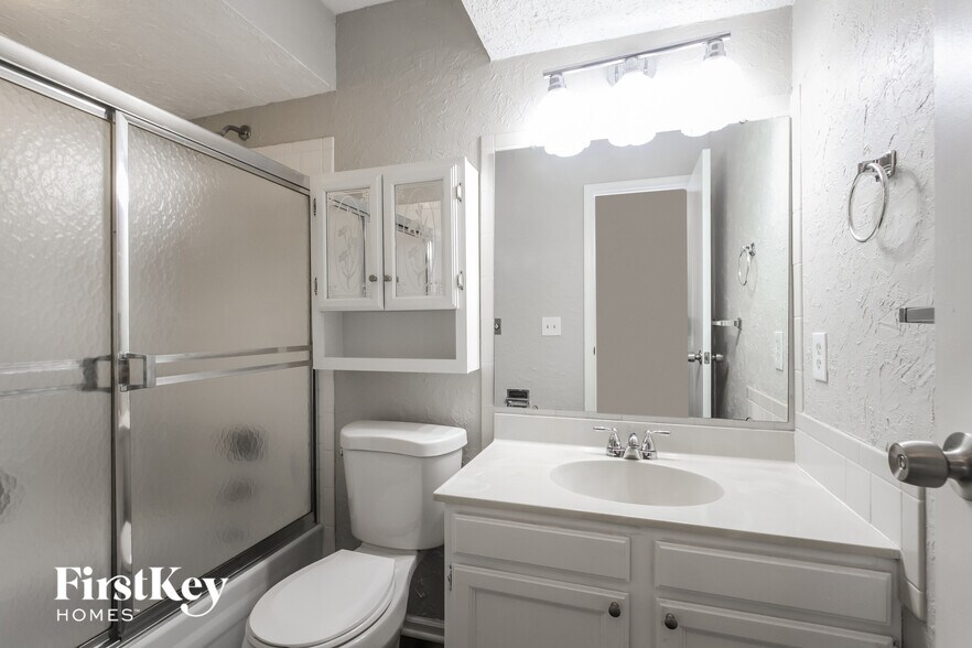 Building Photo - 8141 Warbler Way