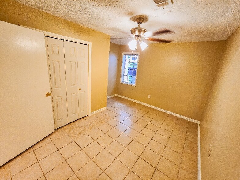 Building Photo - 38 Parsons Valley Dr