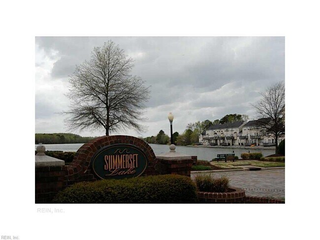 Building Photo - LAKE FRONT CONDO