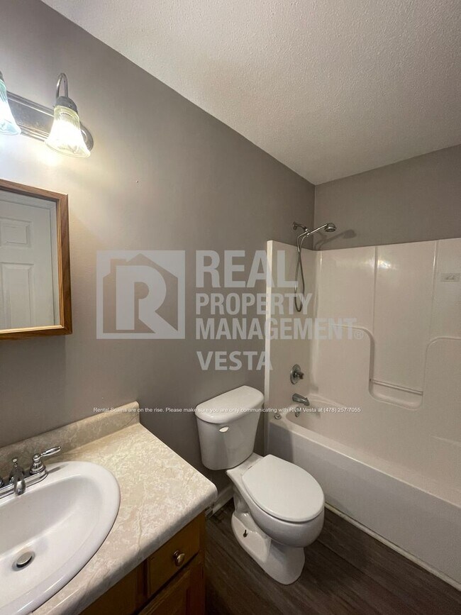 Building Photo - 1257 Boone St