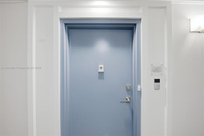 Building Photo - 3546 S Ocean Blvd