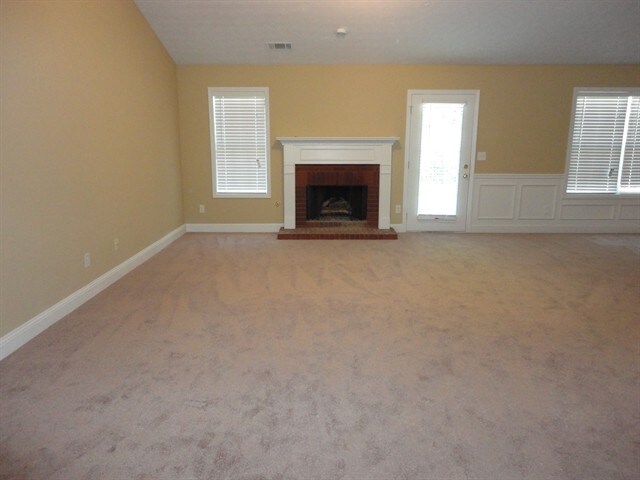 Building Photo - 2710 Meadow Gate Way