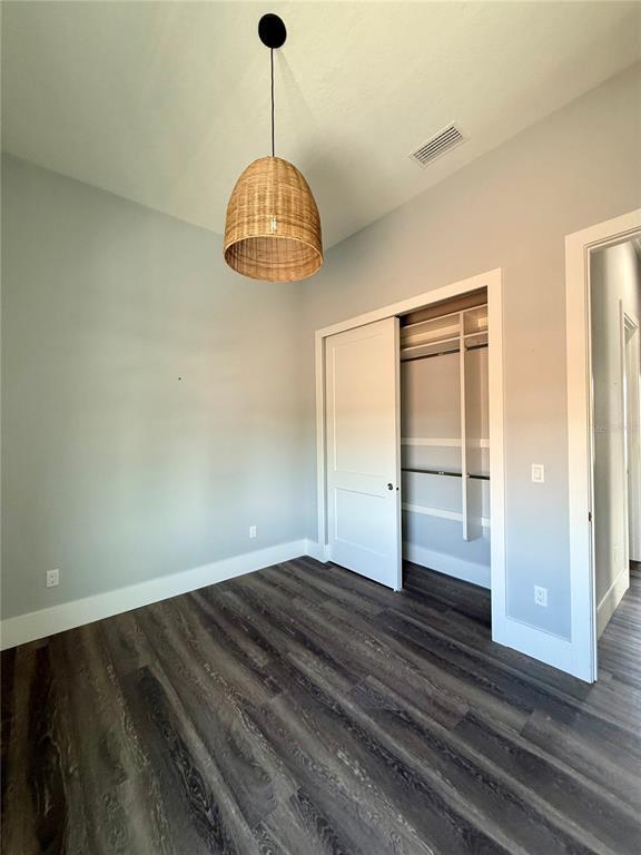 Building Photo - 304 N 7th St