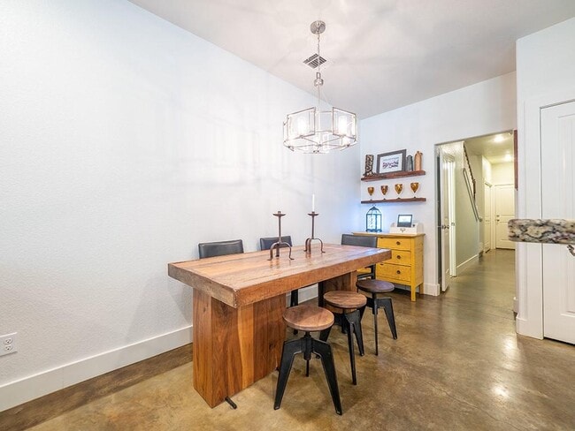 Building Photo - 55 Tournament Way