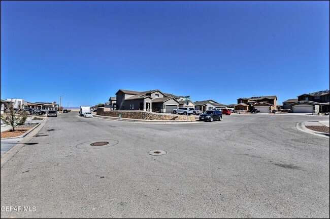 Building Photo - 6952 Black Mesquite Dr