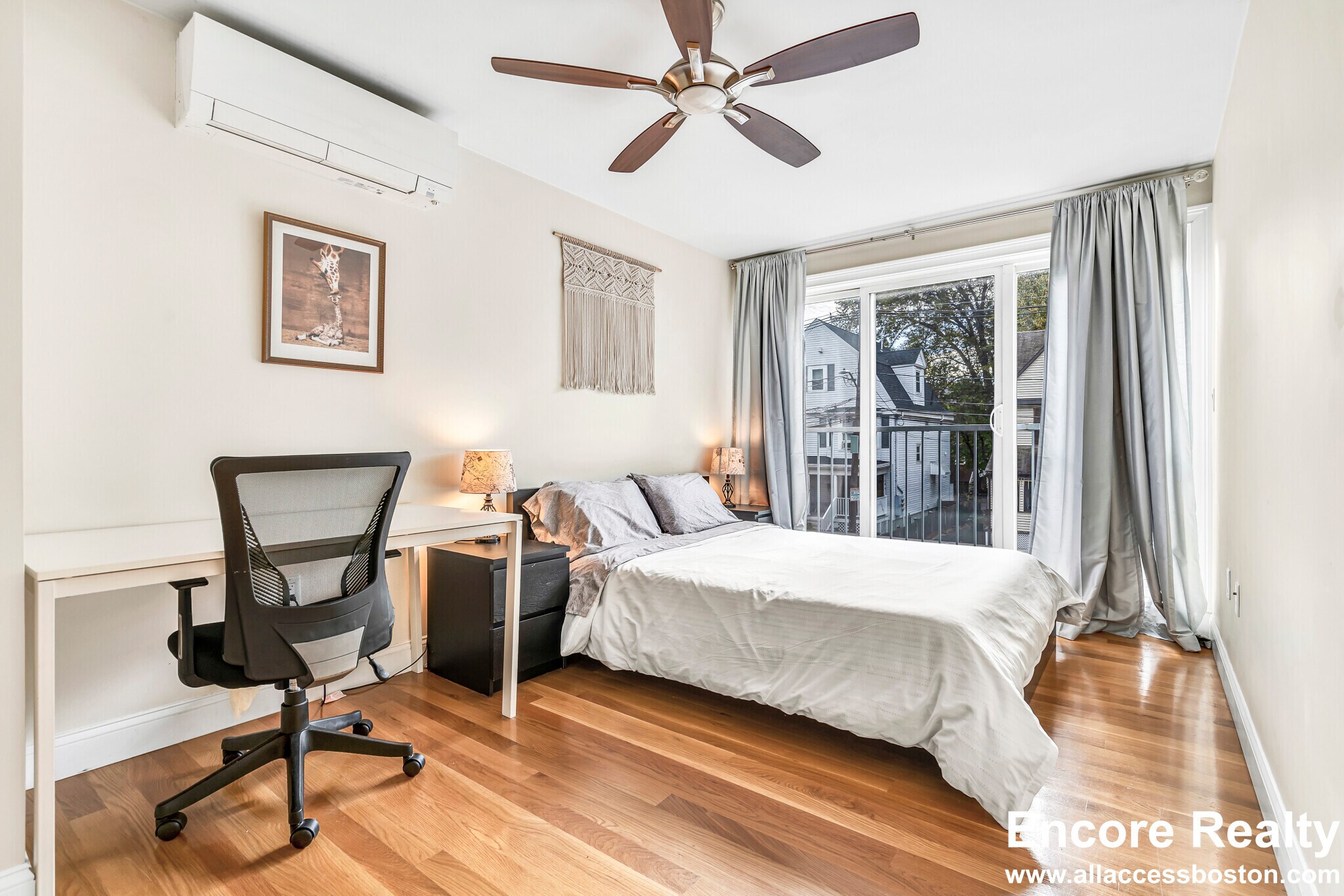 Building Photo - 9 Bradbury St