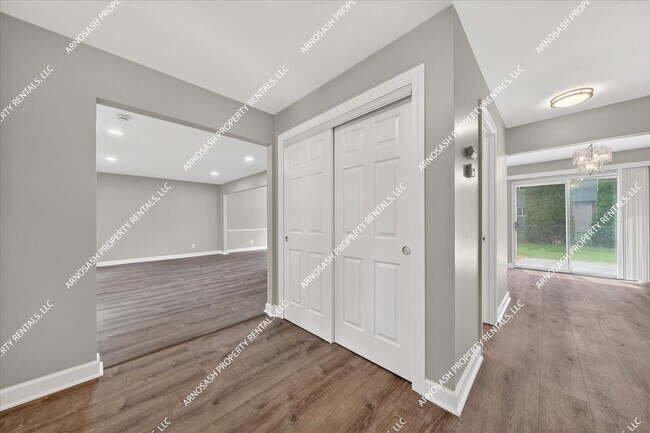 Building Photo - Rare Rental Opportunity in Southfield — Fully Renovated 4-Bedroom Brick Colonial!