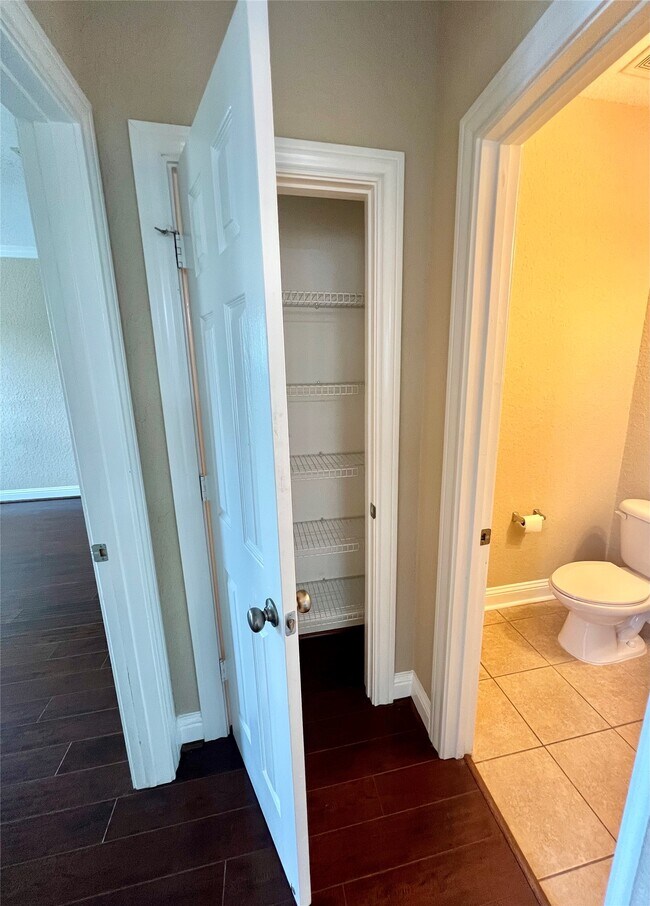 Building Photo - 5119 Big Meadow Ln