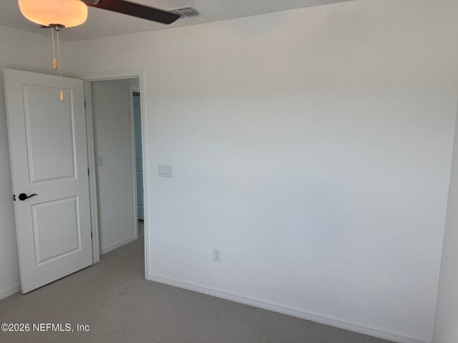 Building Photo - 236 Hawthorn Pk Cir