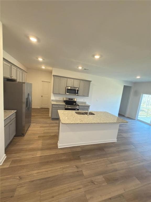 Building Photo - 61 Elijah St