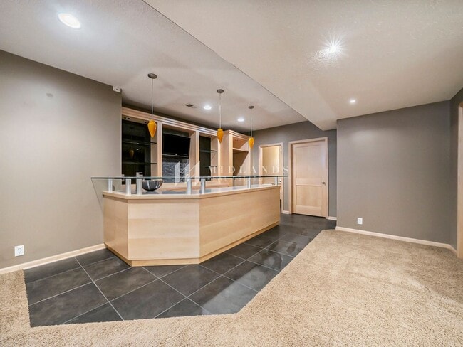 Building Photo - 4 Bedroom Papillion Home!