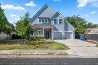 Building Photo - 2303 Rogge Ln