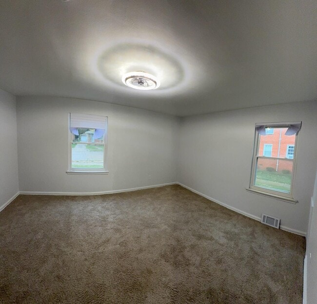 Building Photo - 21345 Sloan Dr