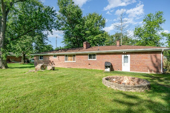 Building Photo - 5676 Mellie Ln