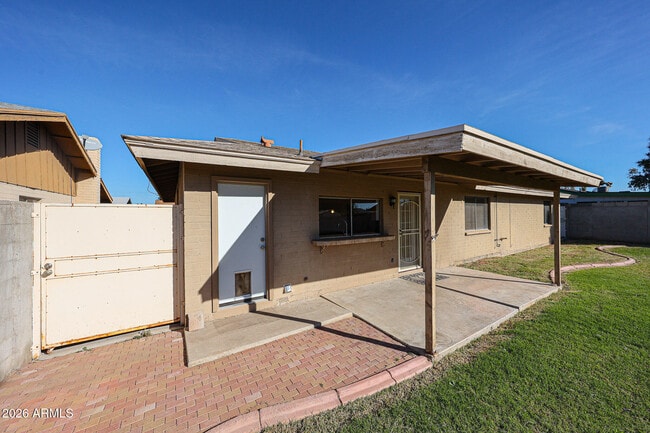 Building Photo - 3015 W Bluefield Ave