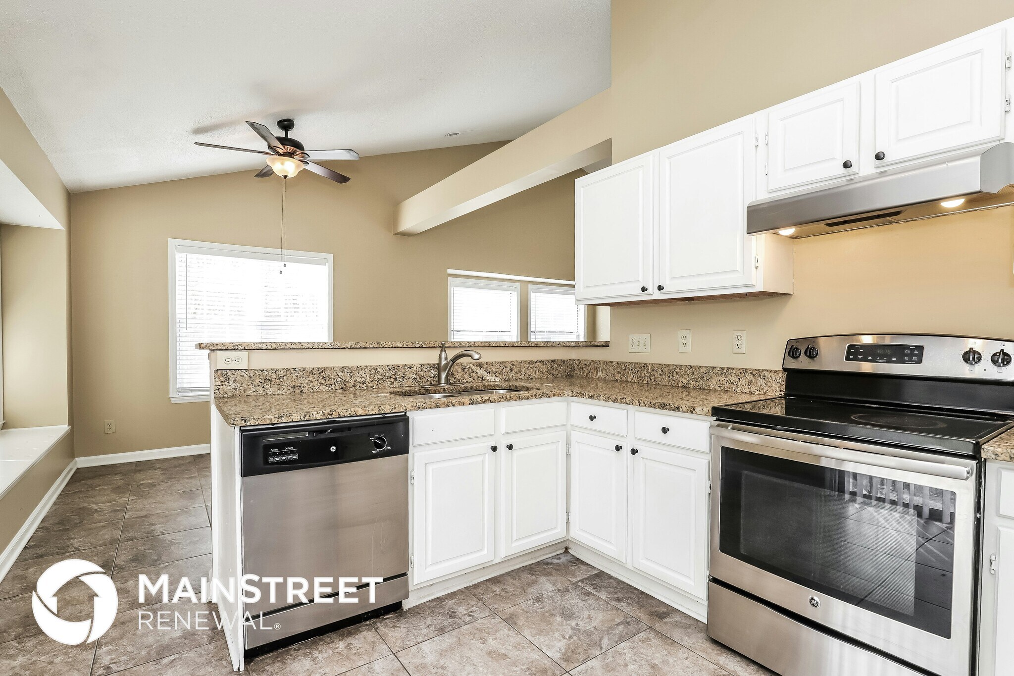 Building Photo - 400 Amberly Dr