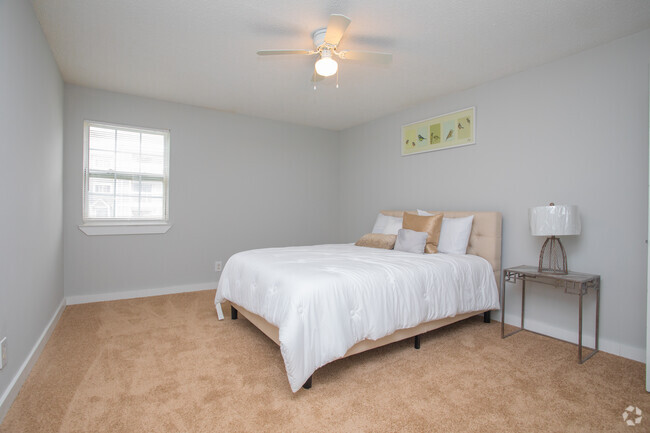 The Langston Apartments - 2301 Godby Rd Atlanta GA 30349 | Apartment Finder