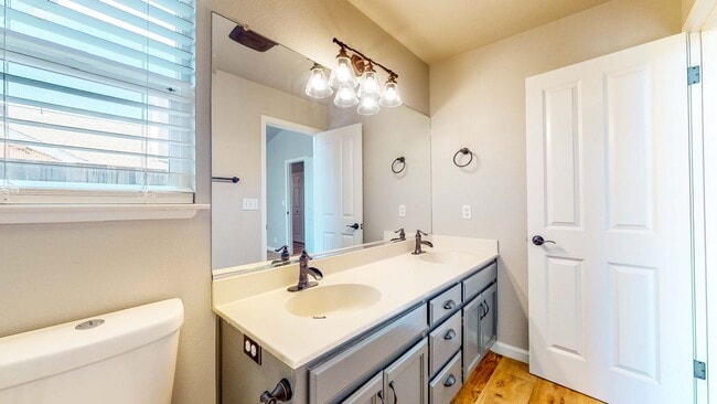 Building Photo - 2014 Tablerock Ct