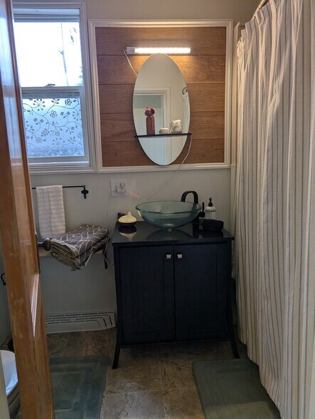 Building Photo - 601 N Front St