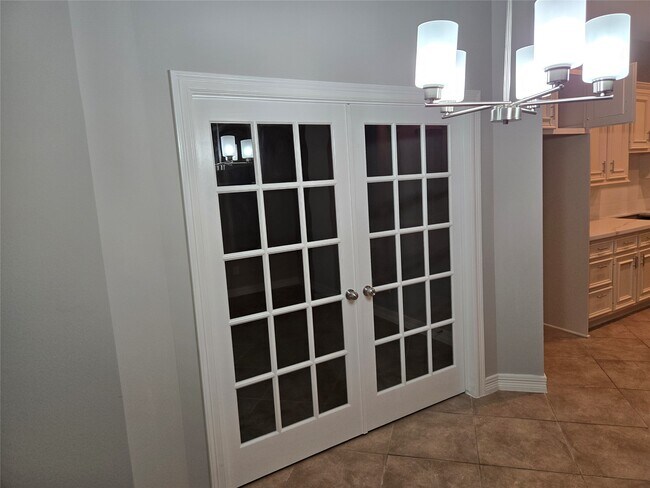 Building Photo - 3910 Champion Creek Ln