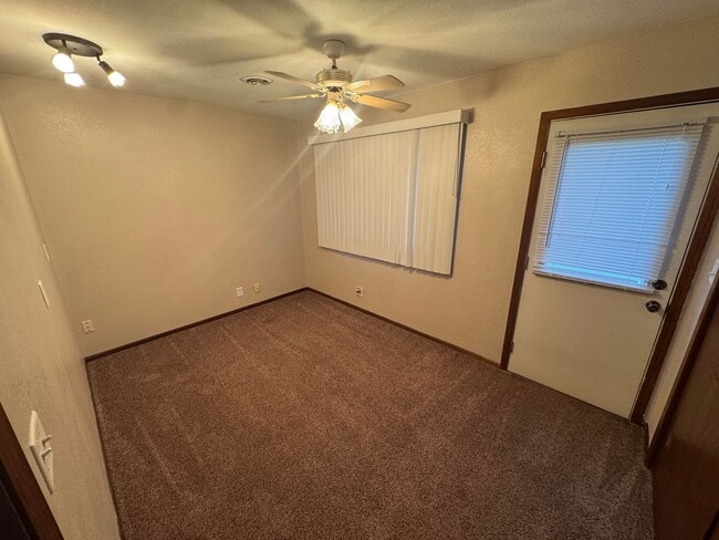 Building Photo - House available for rent