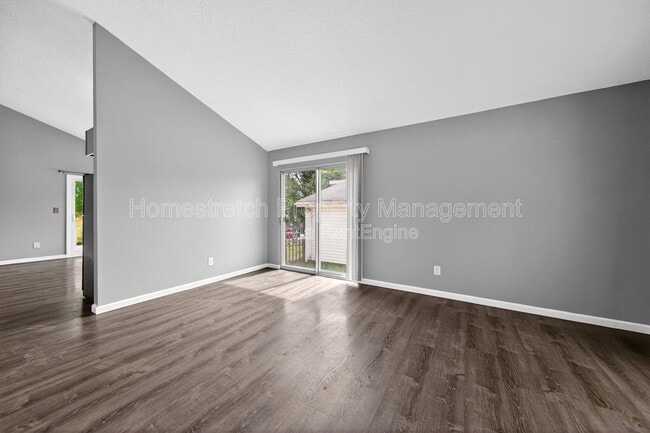 Building Photo - 2455 Buttonwood Ct