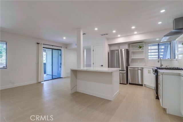 Building Photo - 25941 Montemar