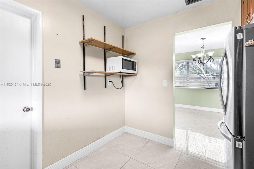 Building Photo - 8430 NW 15th Ct