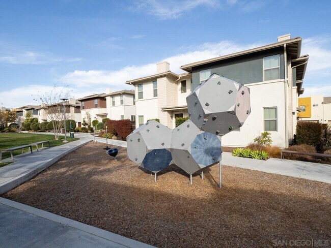 Building Photo - 2076 Tango Loop