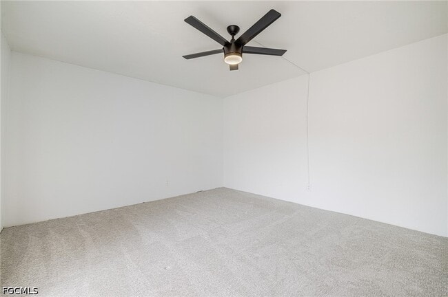 Building Photo - 1418 Park Shore Cir