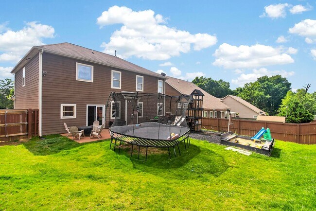 Building Photo - 4000 Corey Ct