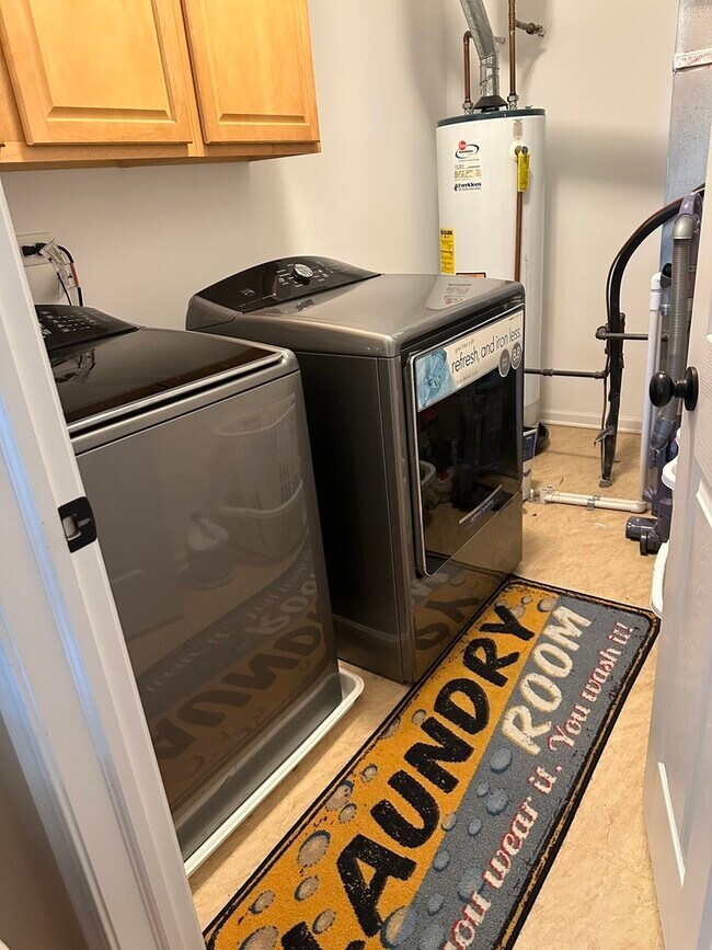 Building Photo - 2913 Concord Ln