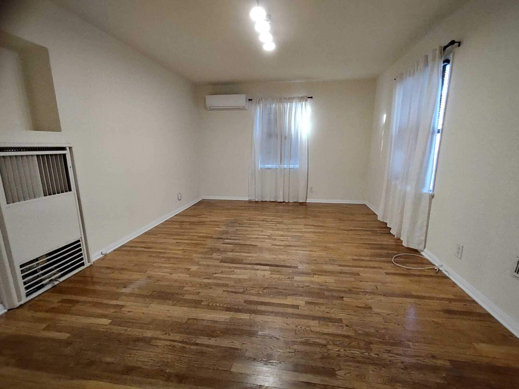 Living Room - 4265 Sawtelle Blvd