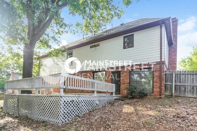 Building Photo - 4 Bedroom Pet-Friendly Home in Cordova, TN with Main Street Renewal