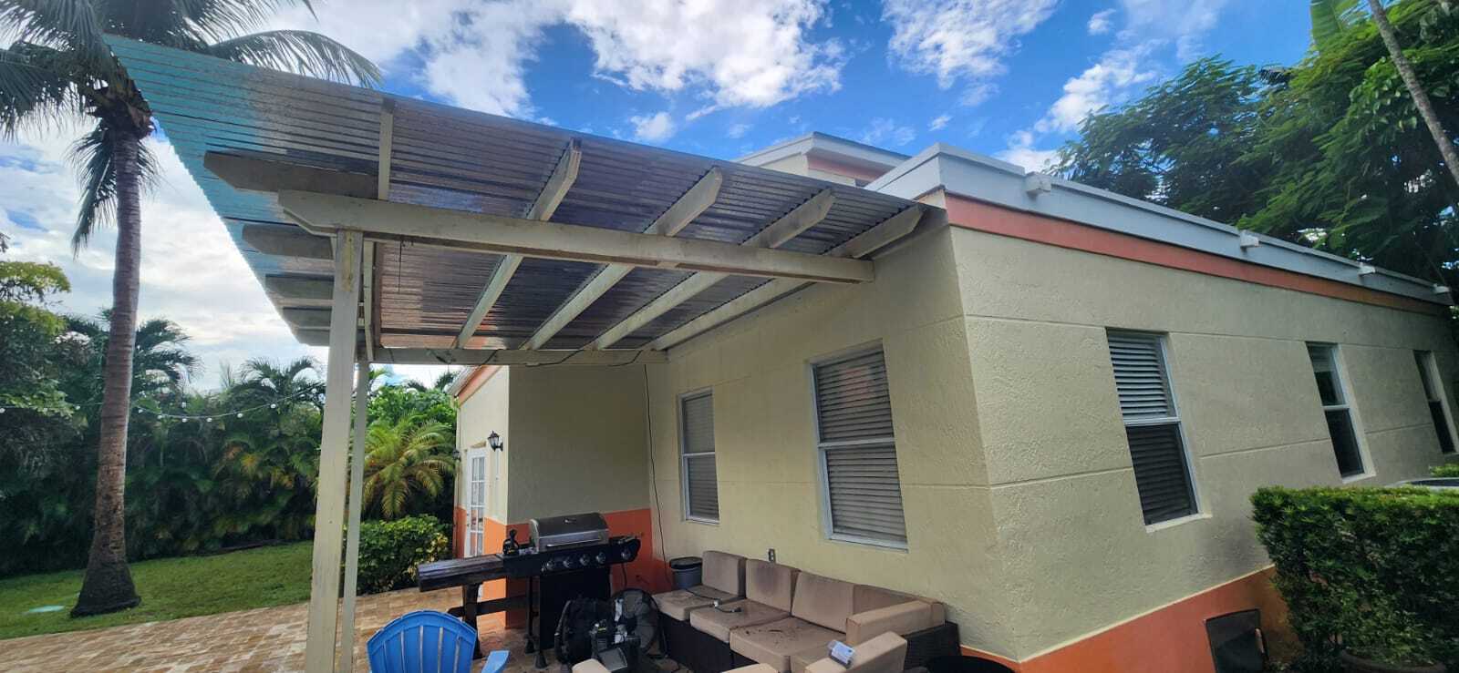 Building Photo - 6740 SW 52nd St