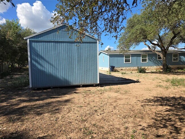 Building Photo - 1304 Eagles Way