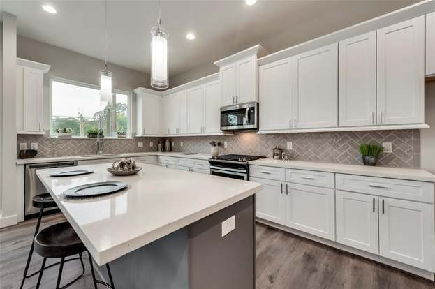 Building Photo - 3362 Pinemont Dr
