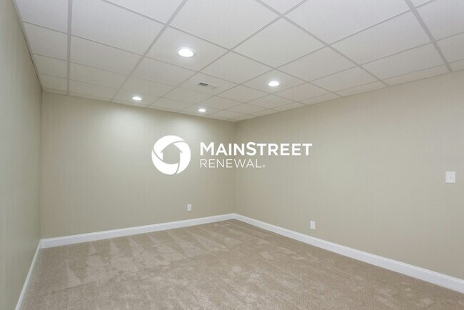 Building Photo - 4 Bedroom Pet-Friendly Home in Austell, GA...